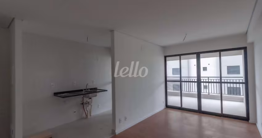 Apartamento com 3 quartos para alugar na Avenida Vila Ema, --, Vila Prudente, São Paulo