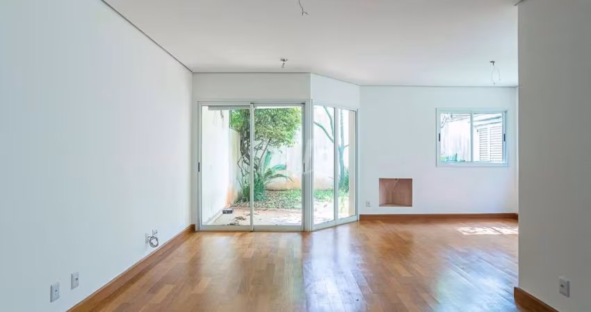 Casa em condomínio fechado com 4 quartos para alugar na Rua Doutor Alberto Lyra, --, Jardim Panorama, São Paulo