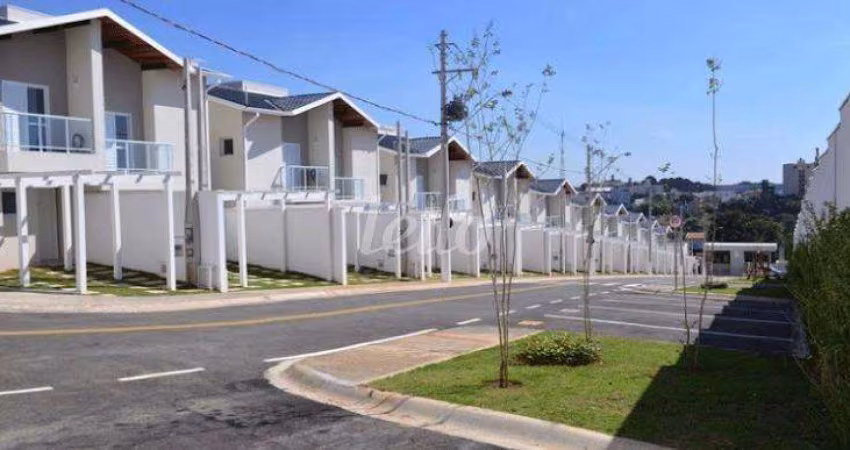 Casa em condomínio fechado com 3 quartos para alugar na R.  Rua Antonio Ferragut, --, Pinheirinho, Vinhedo