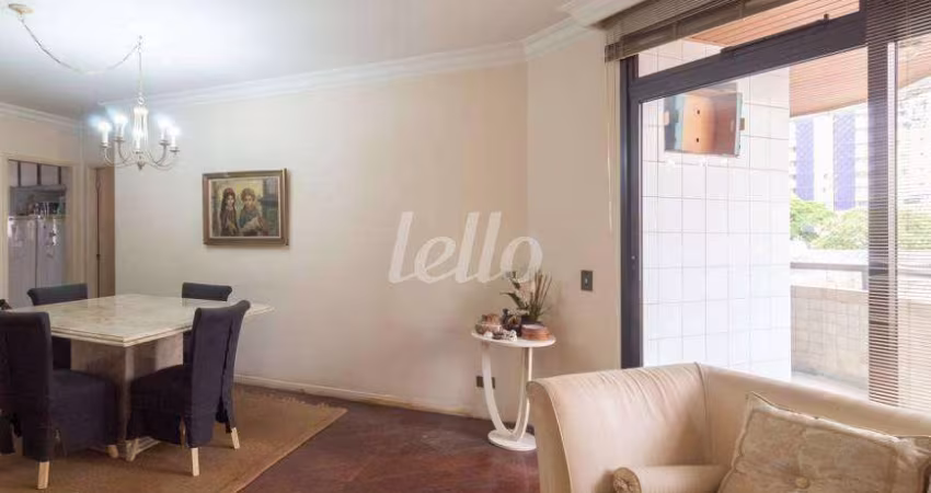 Apartamento com 3 quartos para alugar na Alameda dos Anapurus, --, Indianópolis, São Paulo