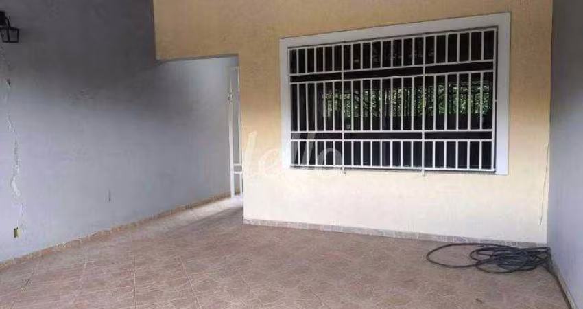 Casa com 2 quartos para alugar na Avenida Queirós Filho, --, Vila Humaitá, Santo André
