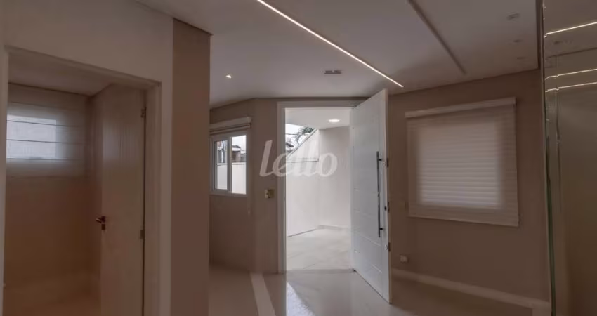 Casa com 3 quartos à venda na Rua São José do Barreiro, 150, Água Rasa, São Paulo