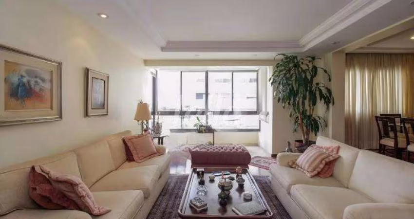 Apartamento com 3 quartos à venda na Rua Ourânia, 190, Vila Madalena, São Paulo