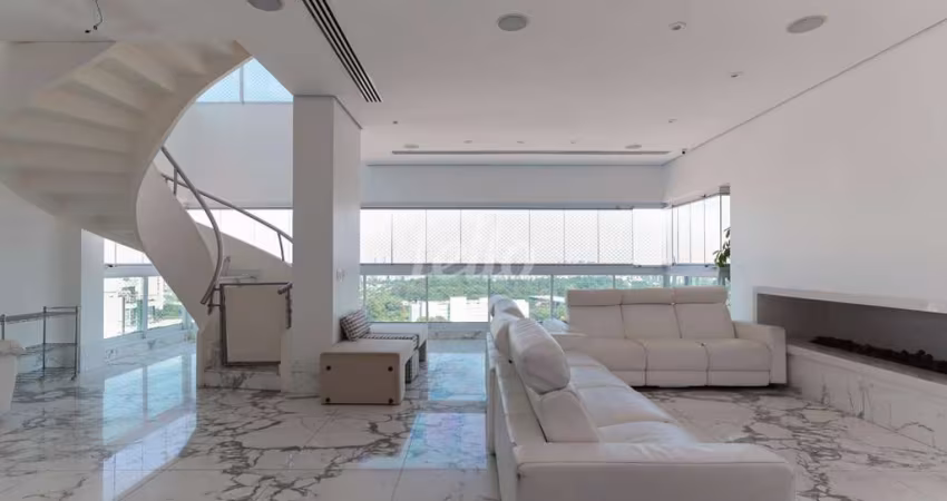 Apartamento com 3 quartos à venda na Rua Alice de Castro, 67, Vila Mariana, São Paulo