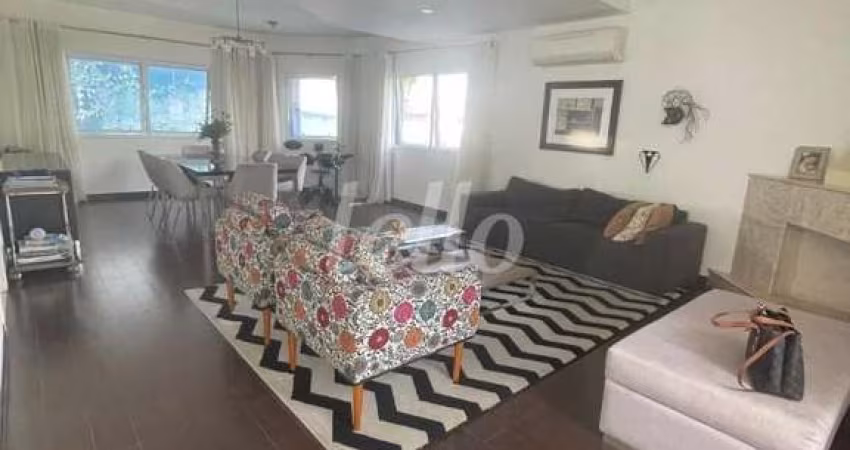 Casa em condomínio fechado com 5 quartos à venda na Avenida Omar Daibert, 01, Parque Terra Nova II, São Bernardo do Campo