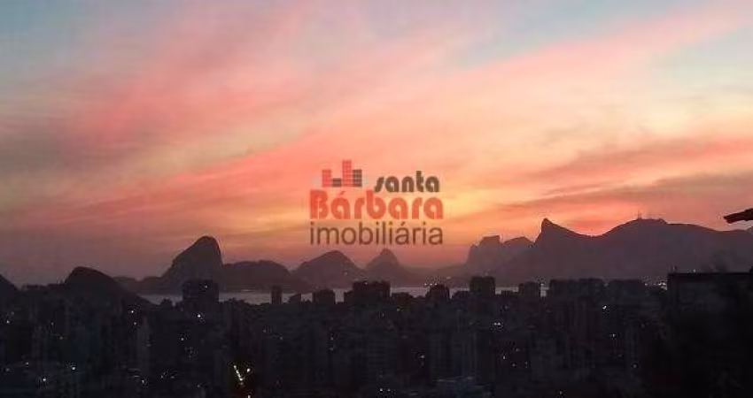Casa com 3 quartos, Santa Rosa, Niterói - R$ 635 mil, Cod: 859