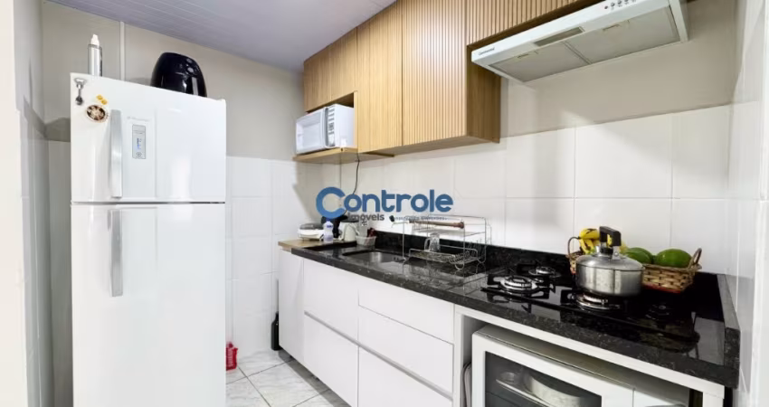Apartamento a venda na beira mar continental com sacada e churrasqueira no Balneário do Estreito em Floripa