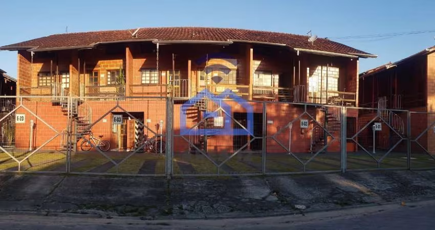 Sobrado em condomínio à venda no bairro da Martim de Sá em Caraguatatuba, SP - Venha morar com conf