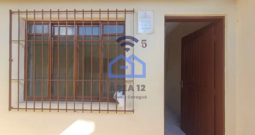 Sobrado de 1 dormitório em Condomínio para locação no bairro da Martim de Sá em Caraguatatuba, SP
