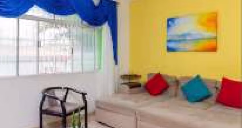 Casa à venda em Santana com 140m² 3 suítes 4 banheiros 3 vagas