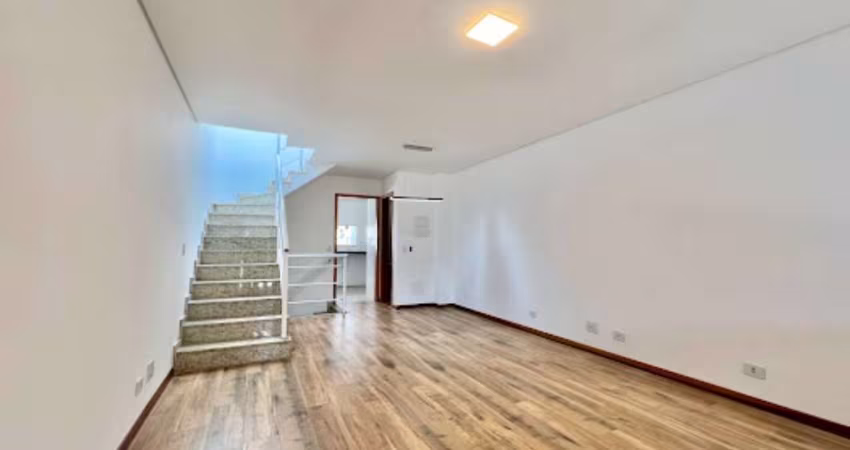 Sobrado à Venda - 3 suítes - 134m² - Campininha - R$ 890.000,00