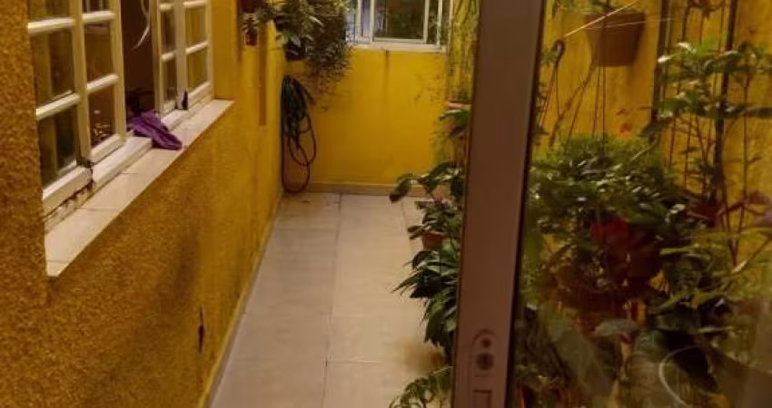 Sobrado no Bairro Carandiru, 155m², 2 Dormitórios.