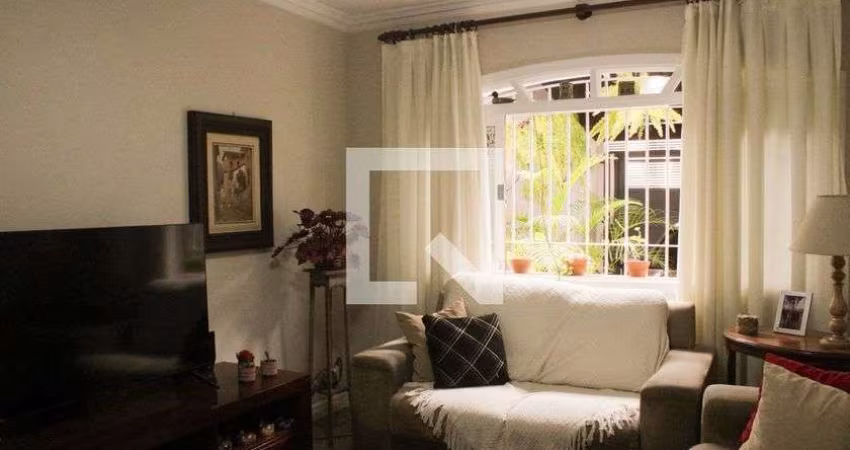 Casa à Venda - Jardim Marajoara , 3 Quartos,  180 m2