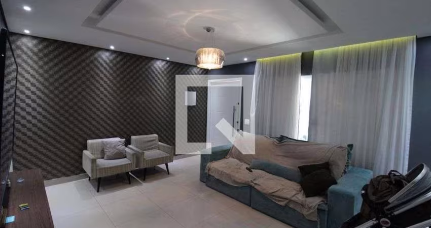 Casa à Venda - Água Fria, 3 Quartos,  135 m2