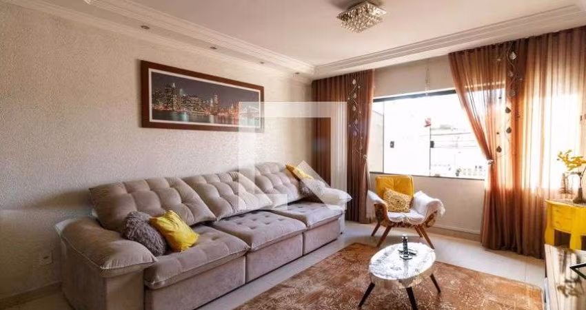 Casa à Venda - Vila Re, 5 Quartos,  230 m2