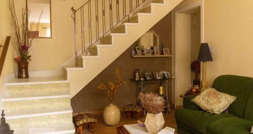 Casa à Venda - Jardim Marajoara , 4 Quartos,  184 m2