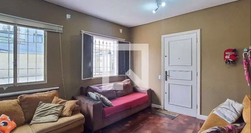 Casa à Venda - Água Fria, 2 Quartos,  200 m2