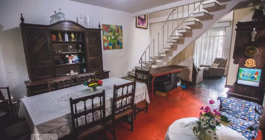 Casa à Venda - Chácara Inglesa, 3 Quartos,  106 m2