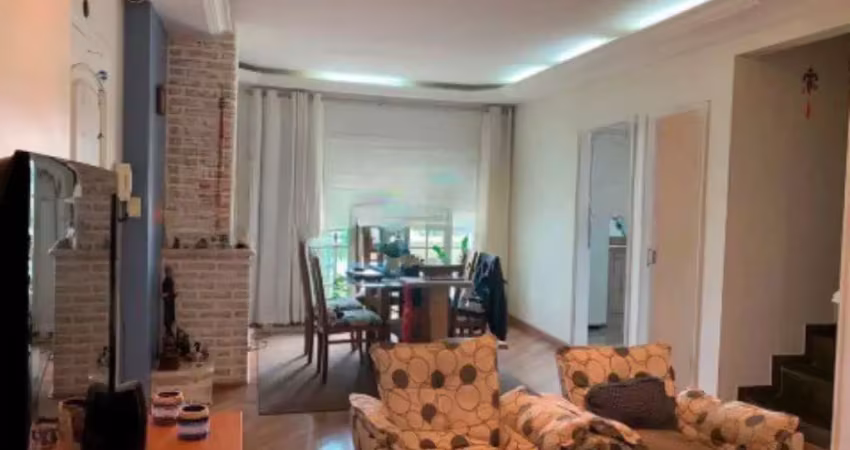Casa Espaçosa na Vila Irmãos Arnoni