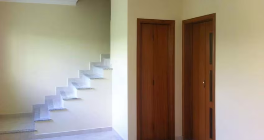 Casa à Venda - Piqueri, 3 Quartos,  81 m2