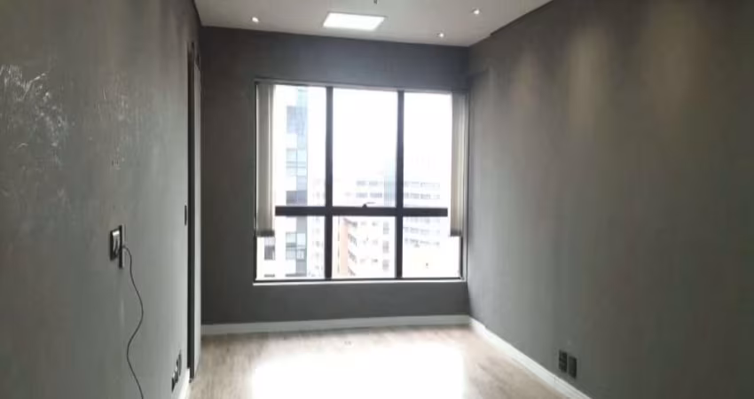 Sala comercial 30 mts na Chacara Santo Antônio