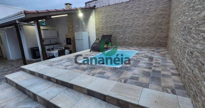 Casa do Miro para temporada a 1,8 km do Centro para até 6 pessoas + piscina + churrasqueira + estacionamento - Cananéia Litoral Sul de SP