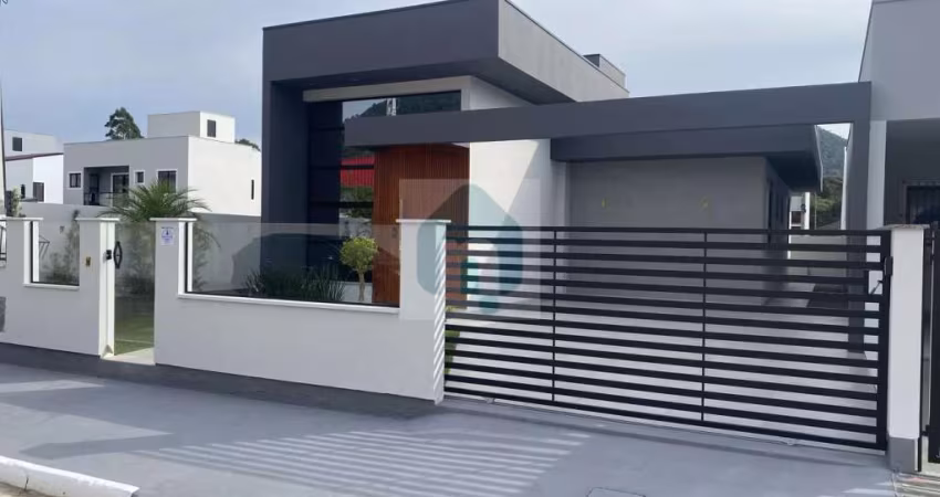 Casa Unifamiliar com 2 quartos, sendo 1 Suíte, 2 vagas de Garagens, Terreno com 267m2 em São José, Lisboa III - CA1223