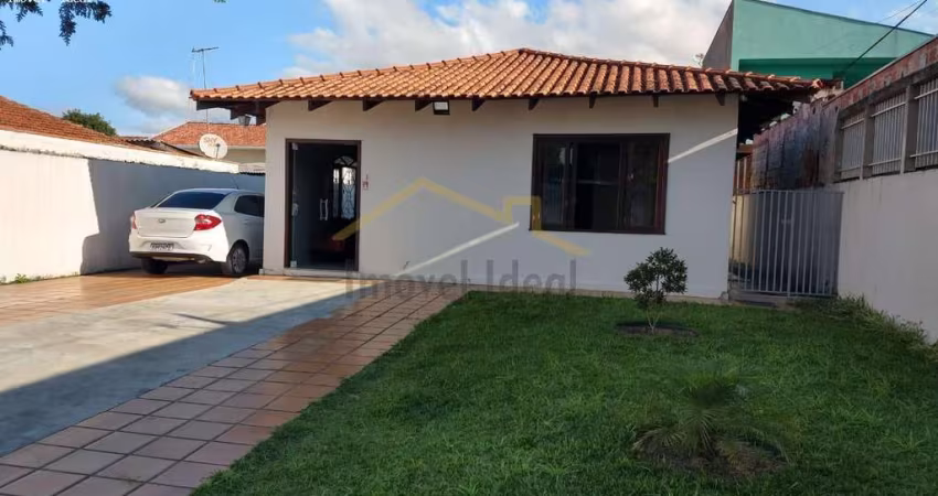 Casa para Venda em Pinhais, Vila Amélia, 3 dormitórios, 1 suíte, 2 banheiros, 6 vagas