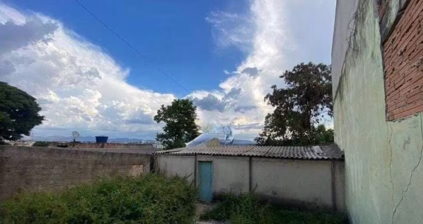 Casa/ Para Vender com 04 quartos no bairro Bom Retiro em Betim