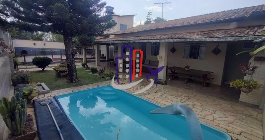 Casa com Piscina Para Vender com 03 quartos no bairro Canaan em Juatuba