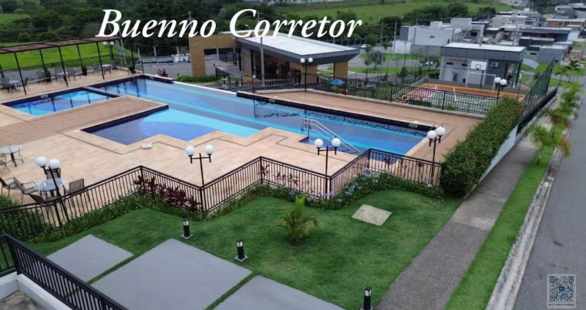 Casa no Condomínio Malibu  Cacapava SP.