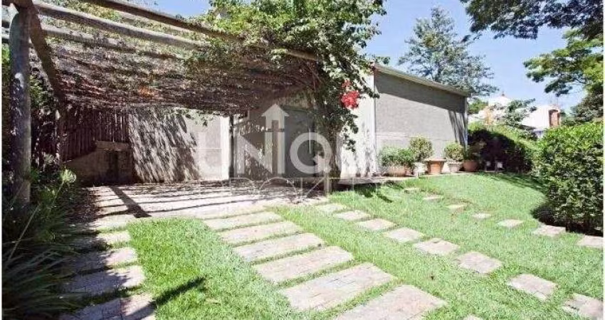 Casa Com 4 Dormitórios À Venda, 822 M² Por R$ 1.600.000,00 - Colinas de Cabreuva - Cabreúva/Sp