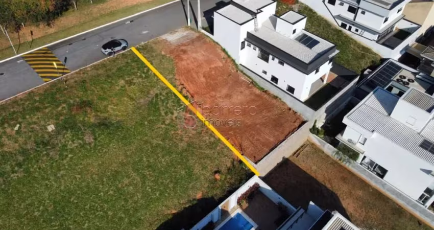 TERRENO À VENDA NO CONDOMÍNIO VILLA VERDE EM JUNDIAÍ/SP