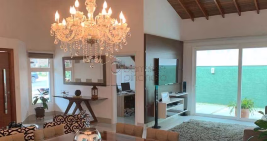 Casa Alto Padrão térrea mobiliada à venda no condomínio Quinta das Paineiras, Jundiaí
