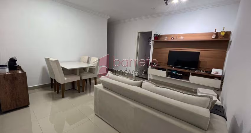 LINDO APARTAMENTO À VENDA, EDIFÍCIO CHÁCARA DAS FLORES I, JUNDIAÍ SP.