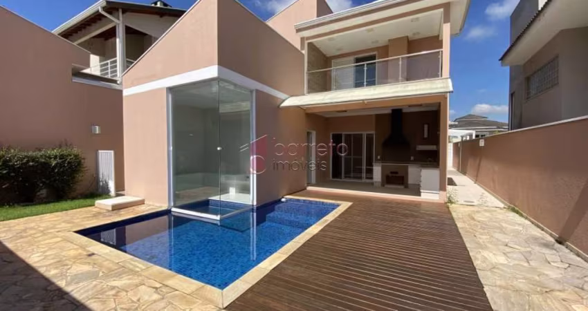 CASA COM 3 SUÍTES À VENDA NO CONDOMÍNIO BOSQUE DOS JATOBÁS - JUNDIAÍ/SP