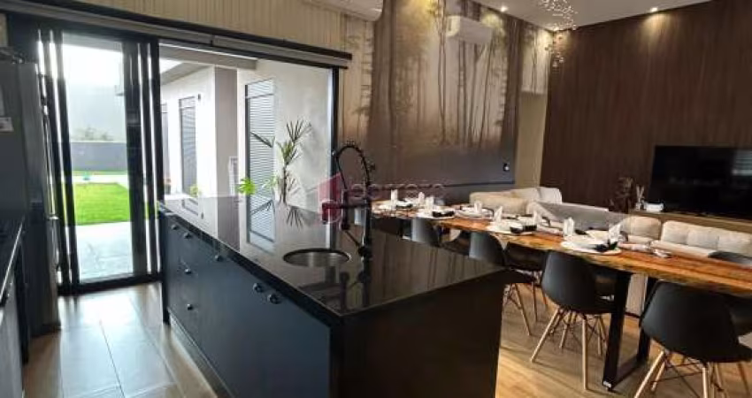 CASA TÉRREA À VENDA NO CONDOMÍNIO BELLA VITTÁ NO BAIRRO JARDIM CELESTE EM JUNDIAÍ/SP