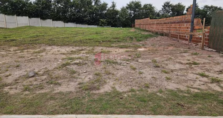 TERRENO À VENDA NO CONDOMÍNIO PORTAL DOS LAGOS - CORRUPIRA - JUNDIAÍ/SP
