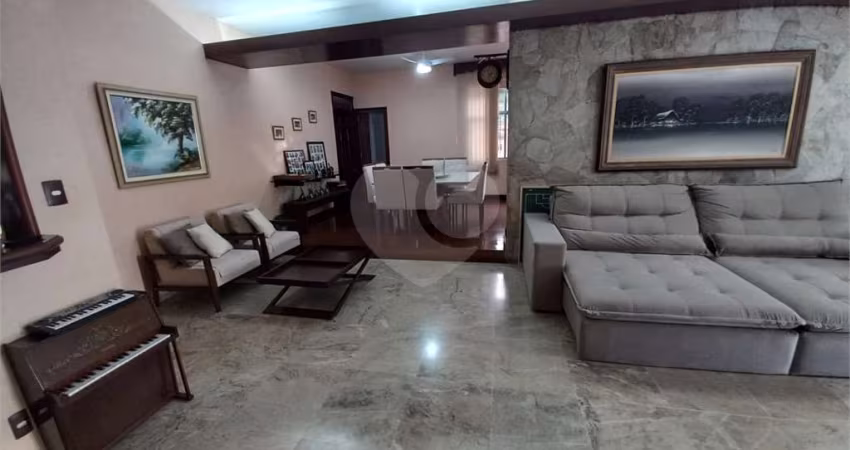 Cobertura com 5 quartos à venda em Grajaú - RJ