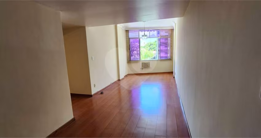 Apartamento com 3 quartos à venda em Tijuca - RJ