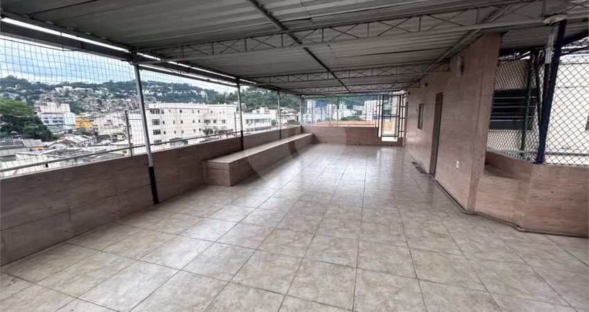 Apartamento com 2 quartos à venda em Rio Comprido - RJ