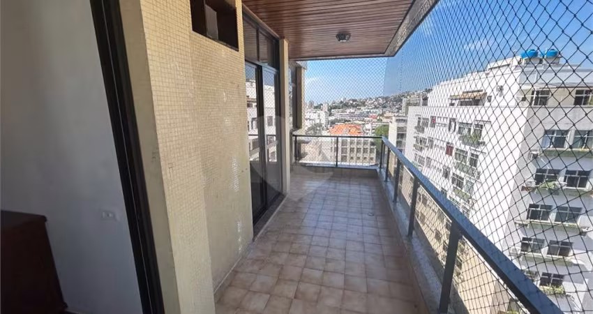 Apartamento com 2 quartos à venda ou para locação em Tijuca - RJ