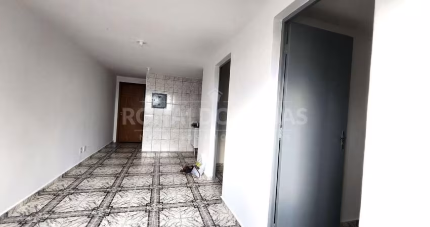 Apartamento a venda com 02 dormitoris na regiao de Interlagos