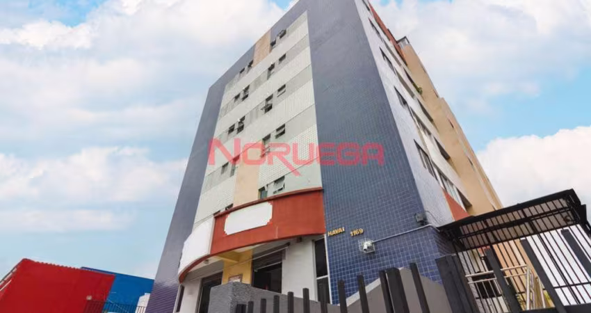 Apartamento à venda no Centro de Curitiba-PR: 1 quarto, 1 sala, 1 banheiro, 1 vaga de garagem, 44,47m² de área.