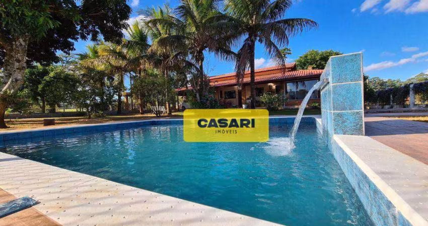 Casa com 3 dormitórios à venda, 179 m² - Thermas de Santa Barbara - Águas de Santa Bárbara/SP