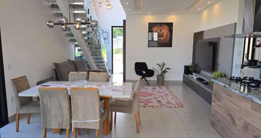 Sobrado à venda no Horto Florestal Villagio, em Sorocaba -SP
