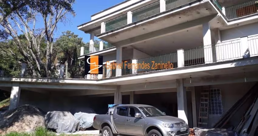 Mansão 960m² inacabada - ATIBAIA
