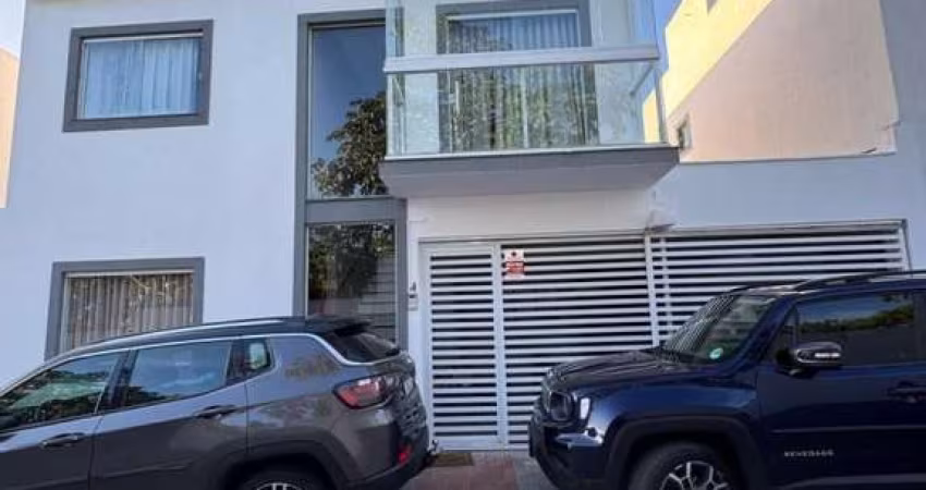 Casa em Condomínio para Venda em Lauro de Freitas, Buraquinho, 3 dormitórios, 3 suítes, 4 banheiros, 2 vagas