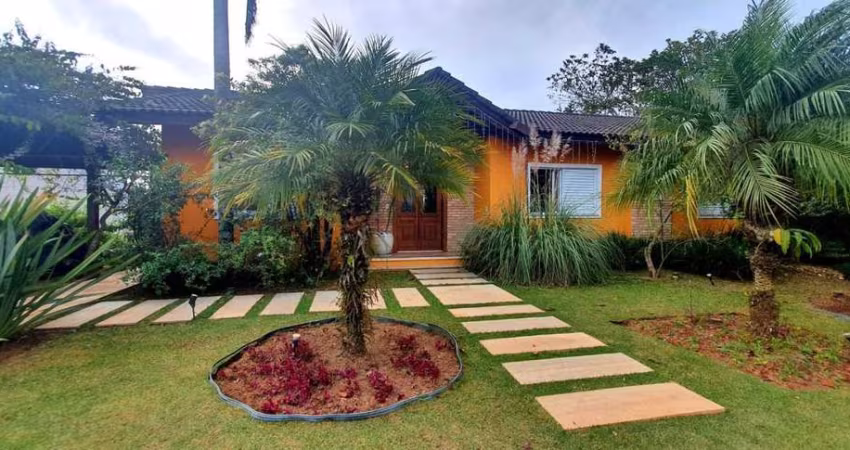 Casa em Condomínio para Venda em Mogi das Cruzes, Jardim Aracy, 7 dormitórios, 6 suítes, 7 banheiros, 4 vagas