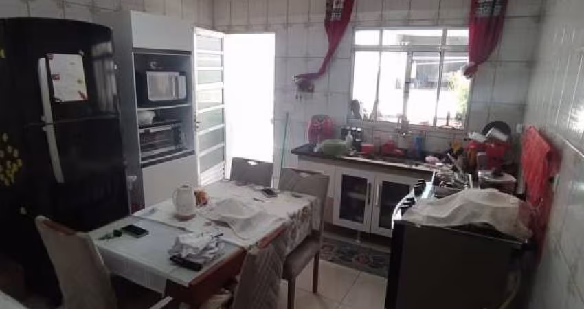Casa Sobrado em Vila Nova Bonsucesso - 3 Dormitórios, 151m²
